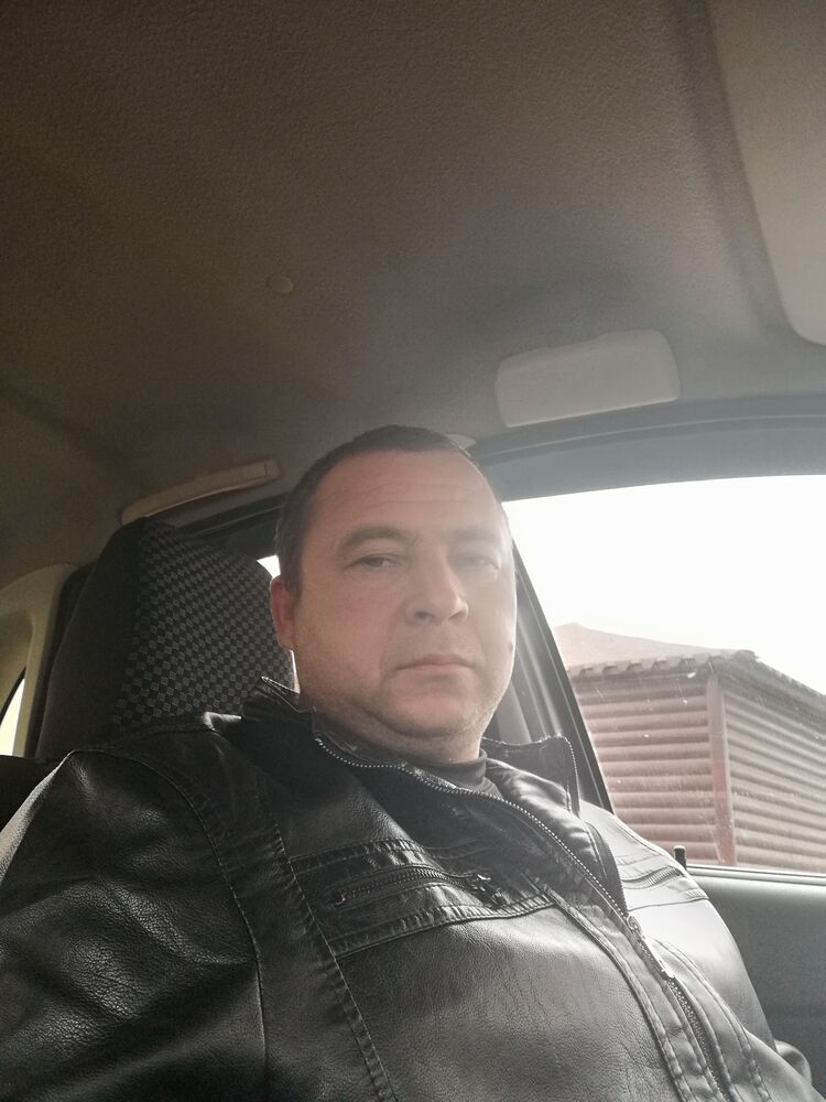  30581458  , 40 ,    