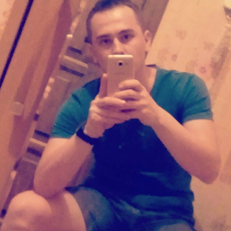  ,   Rinat, 35 ,   ,   
