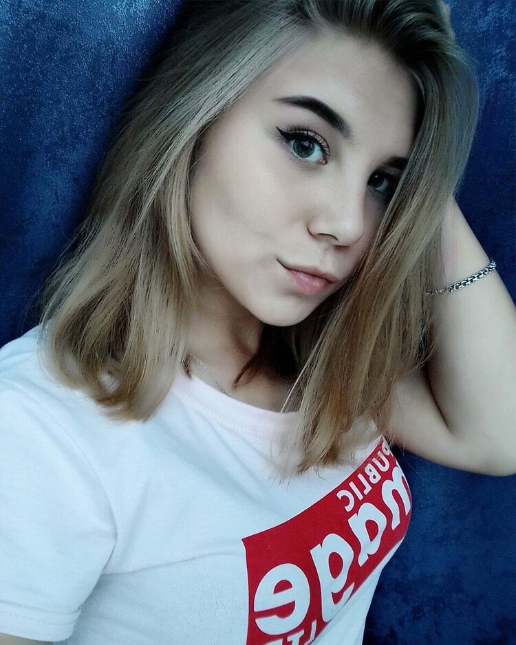  -,   Valentinka, 22 ,  