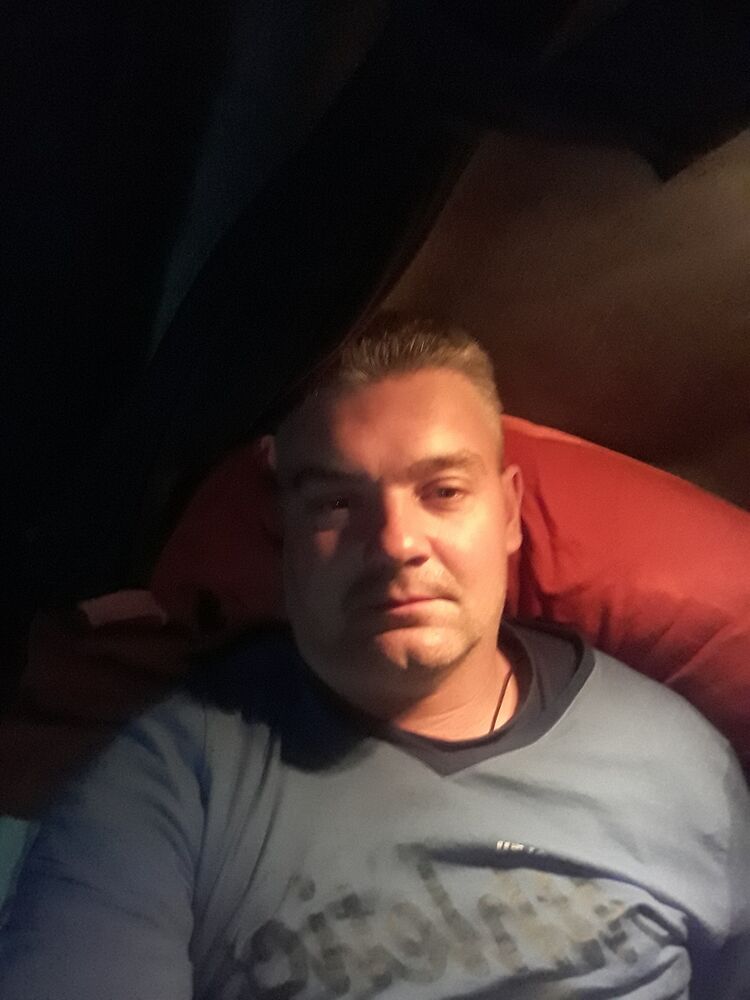  49537308  , 43 ,    