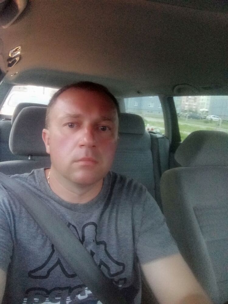  30077768  Dima, 43 ,    