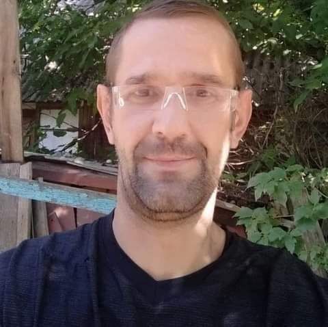  47718128  , 49 ,    