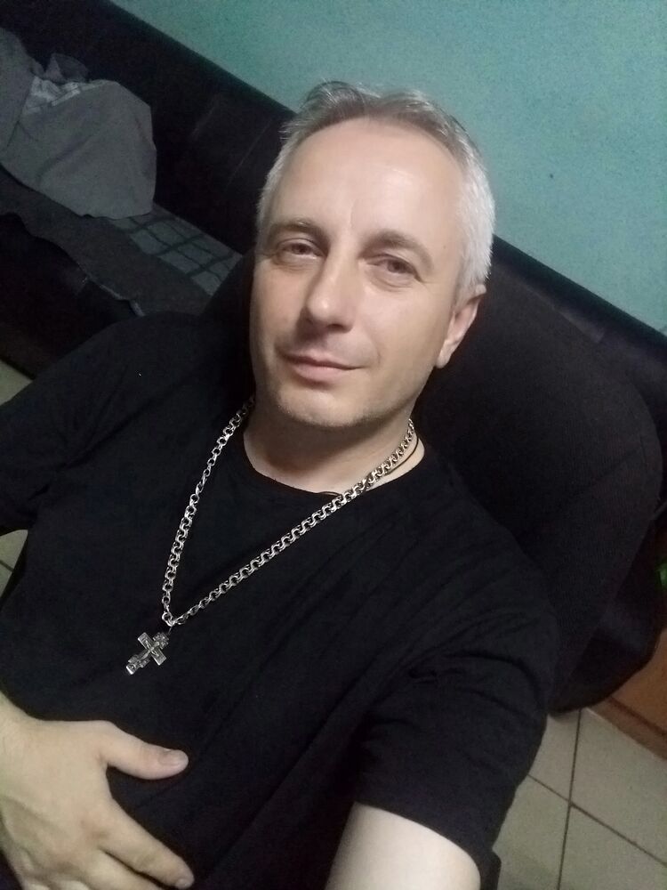  24300668  , 45 ,    