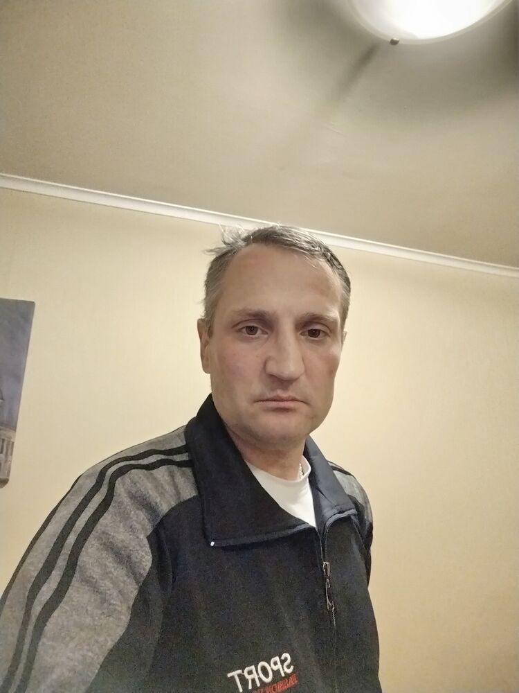  40373268  Sergey, 49 ,    