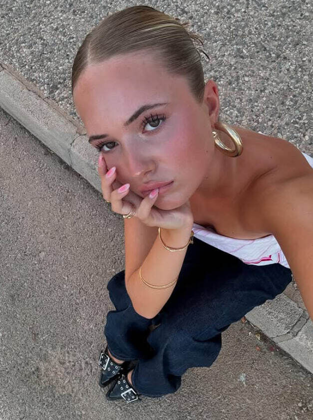  Chambray-les-Tours,   , 27 ,   ,   