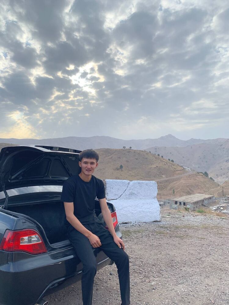  ,   Ravshanbek, 20 ,   ,   