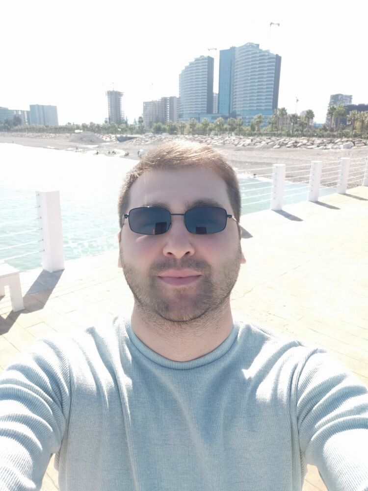  17936358  Dato, 31 ,    