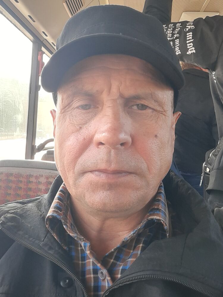  40069498  , 61 ,    