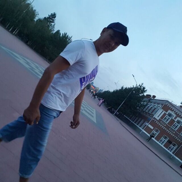  45813638  , 44 ,    