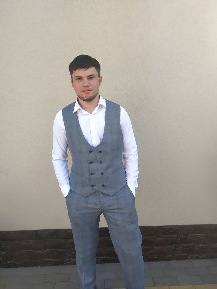  28573618  , 23 ,    