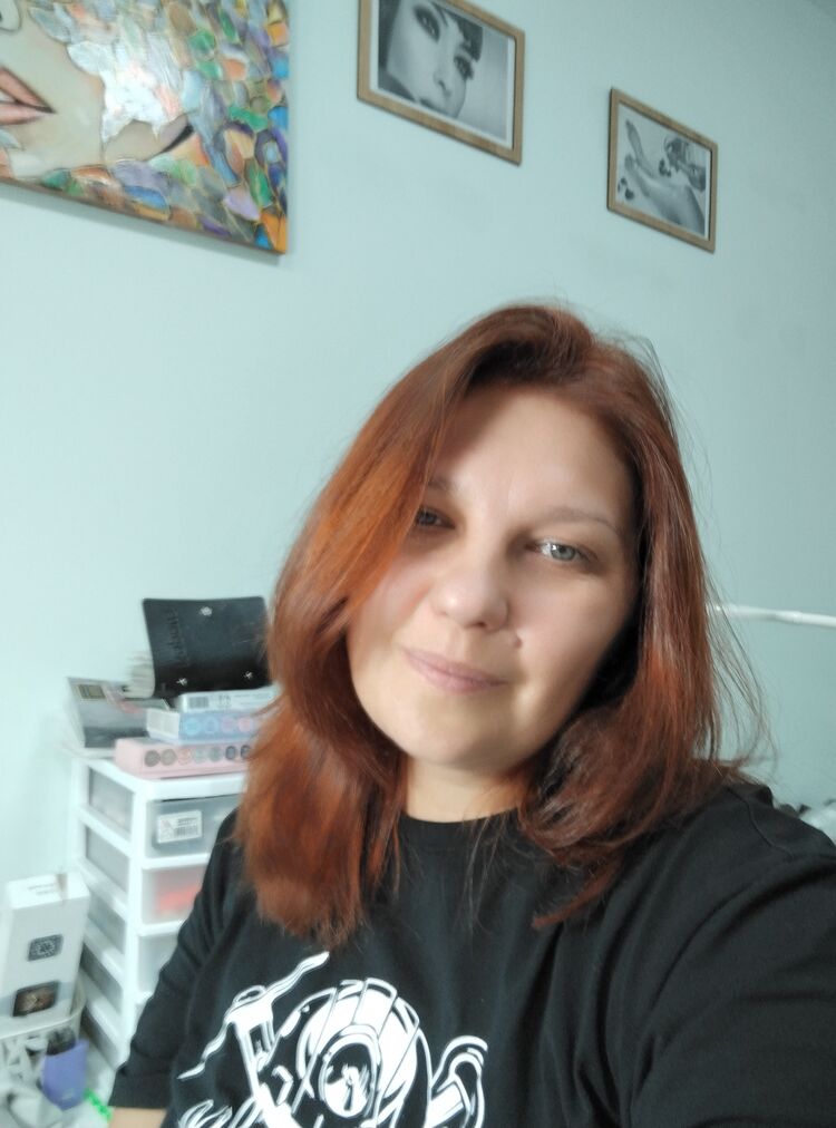  47051288  Nadezhda, 44 ,    