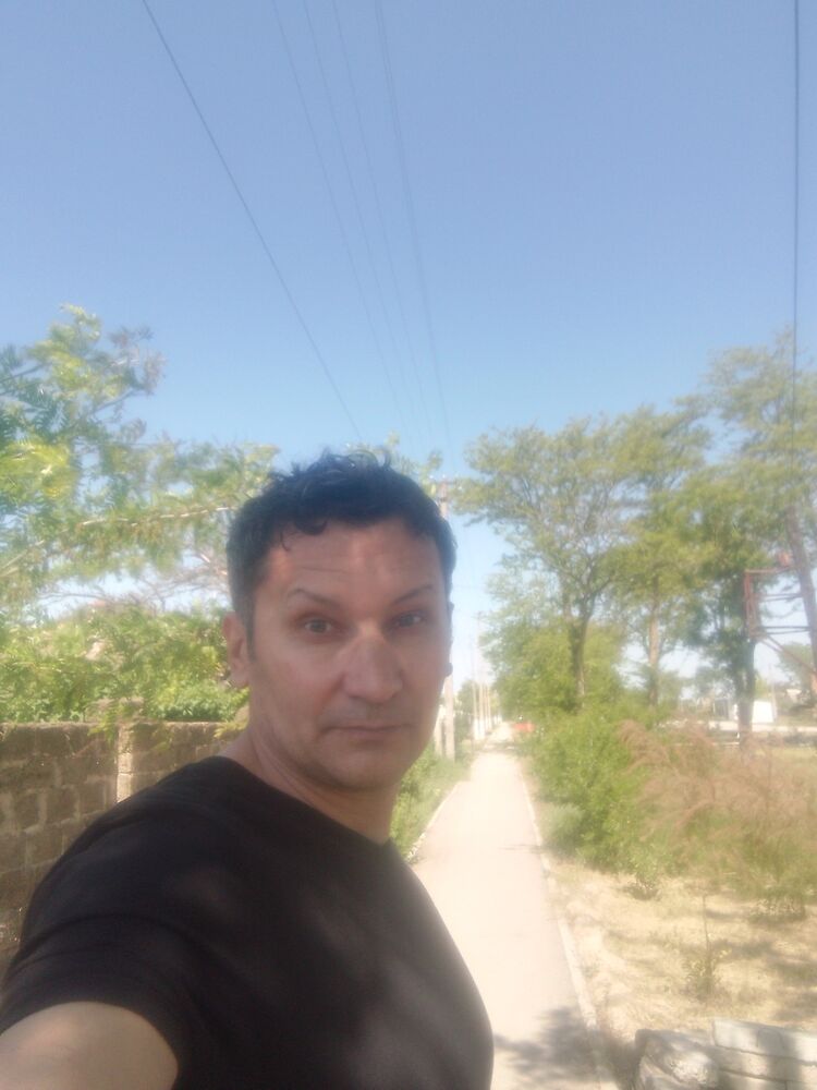  43101068  , 37 ,    