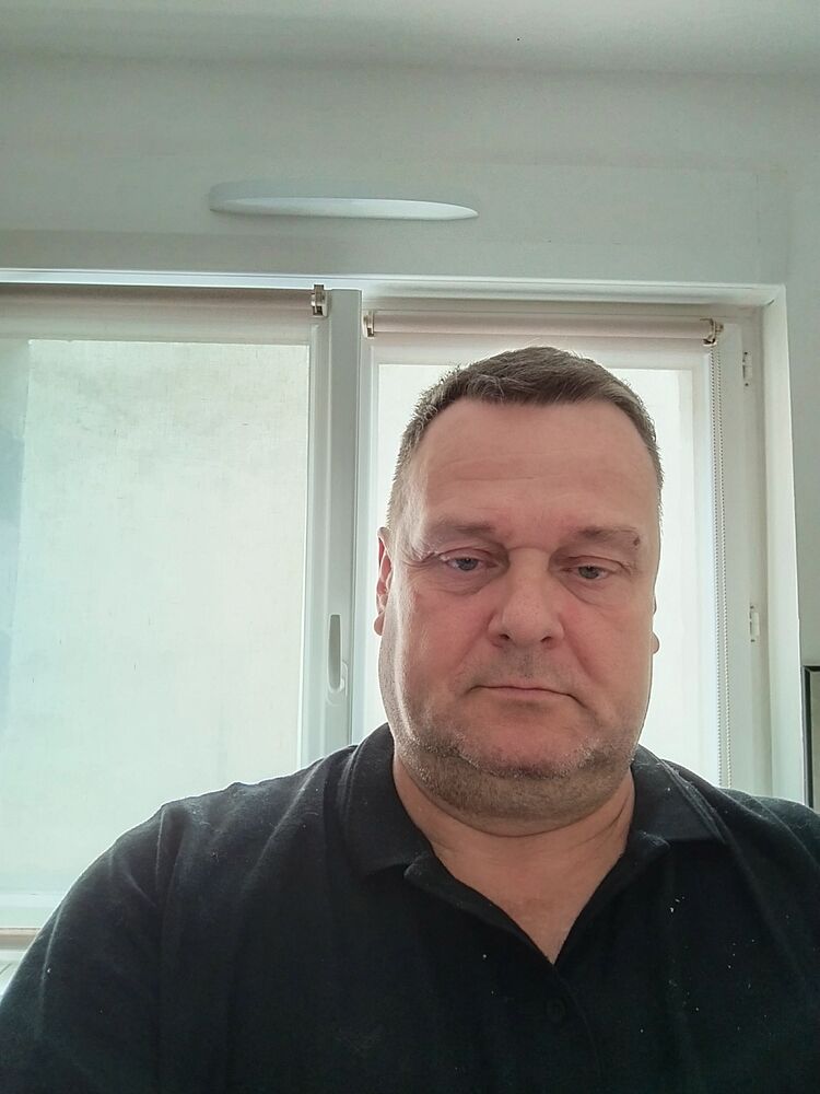  Alizay,   Aleksandras, 54 ,   ,   
