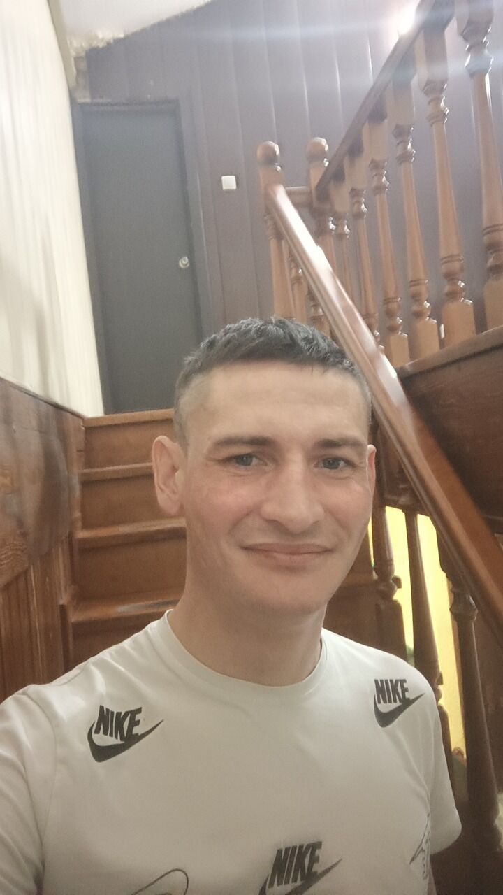  48110278  , 33 ,    