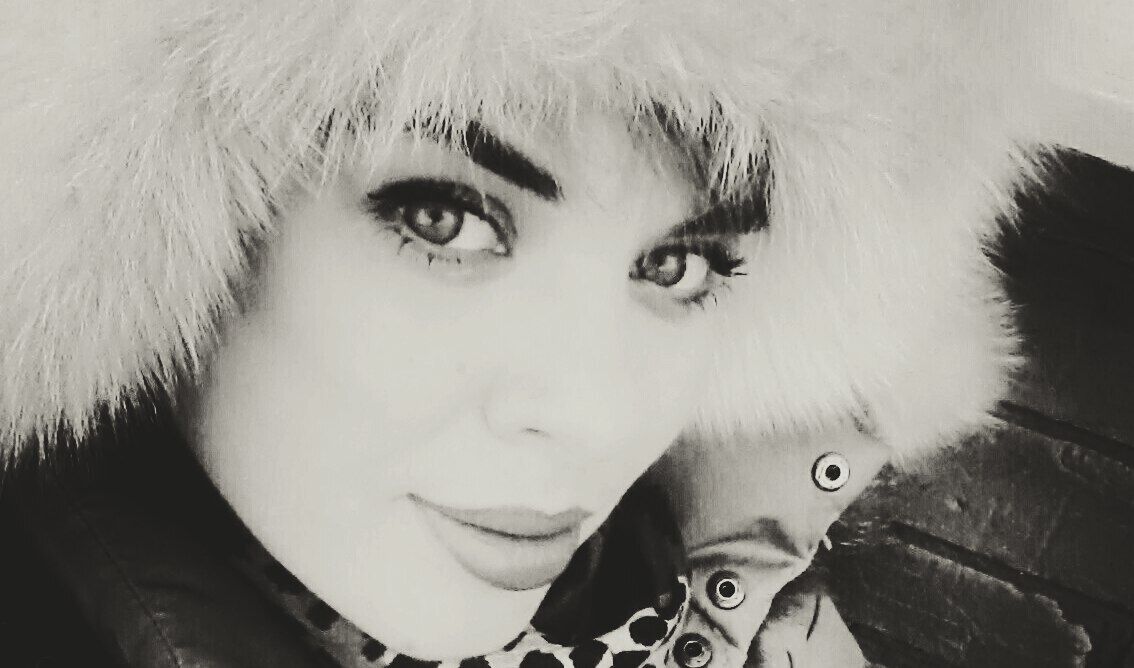  45254668  Nica, 32 ,    