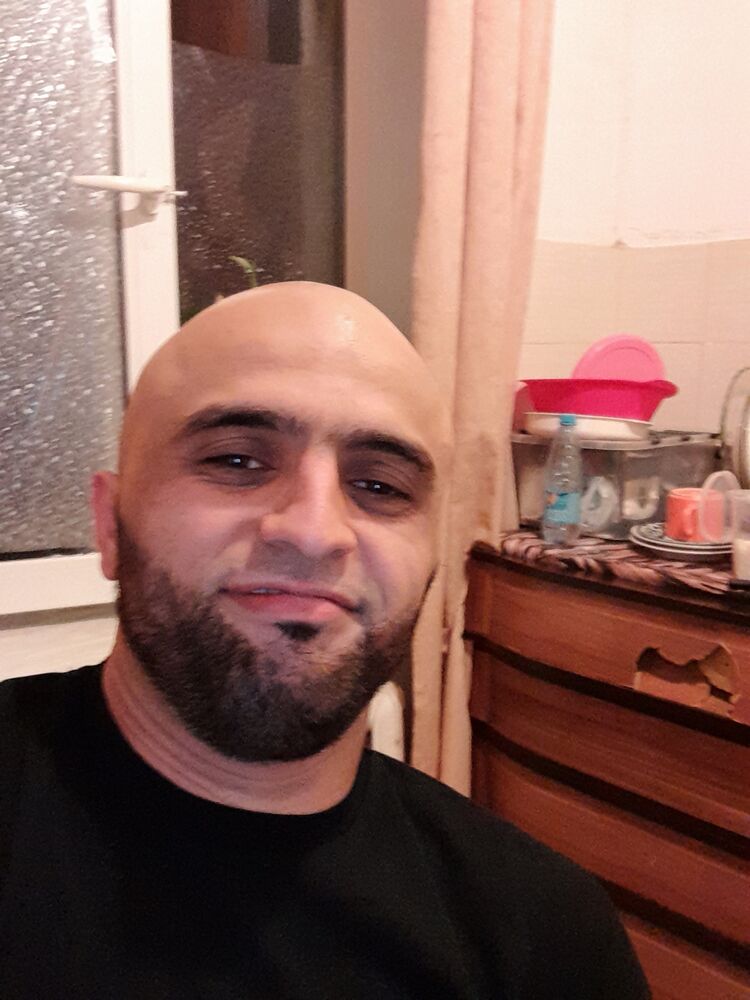 ���������� ������, ���� ������� Ali, 28 ���, ������������ ��� c�������� ���������