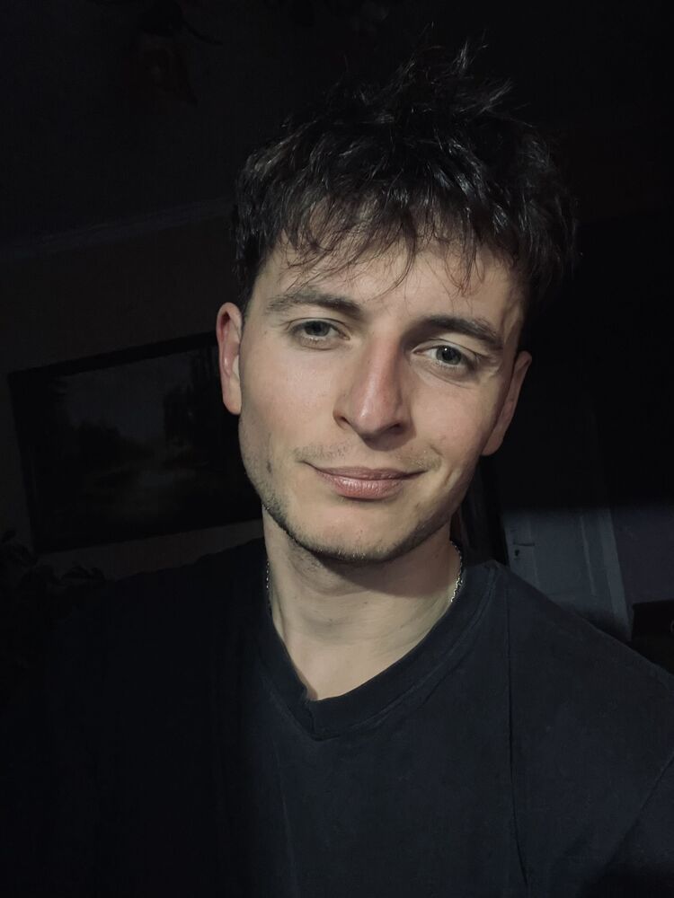  26513388  Oleksandr, 31 ,    