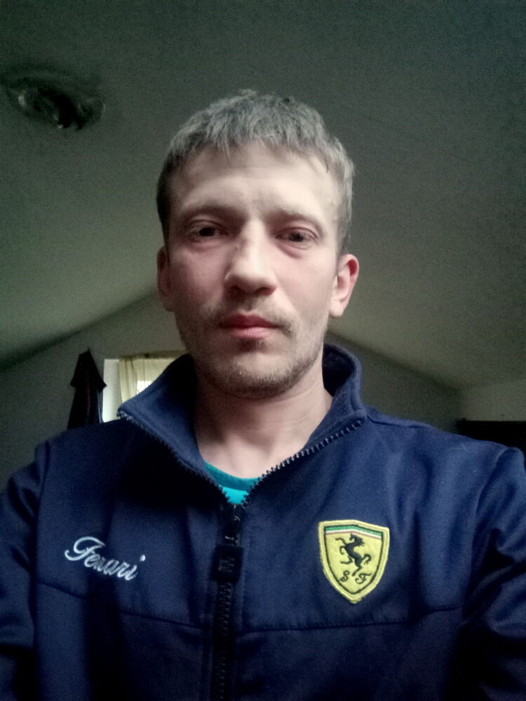  ,   Sashkasp, 39 ,   