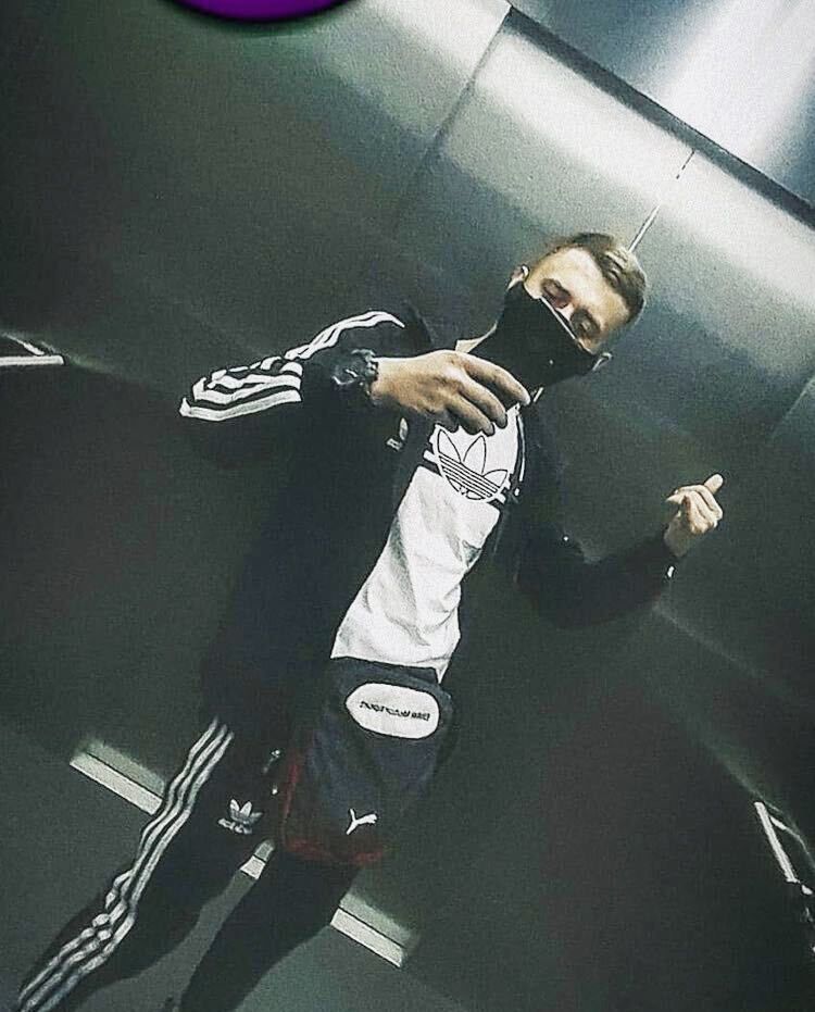 ���� 23981878 ����� Ҹ��, 25 ���, ���� ���������� � ������ ����