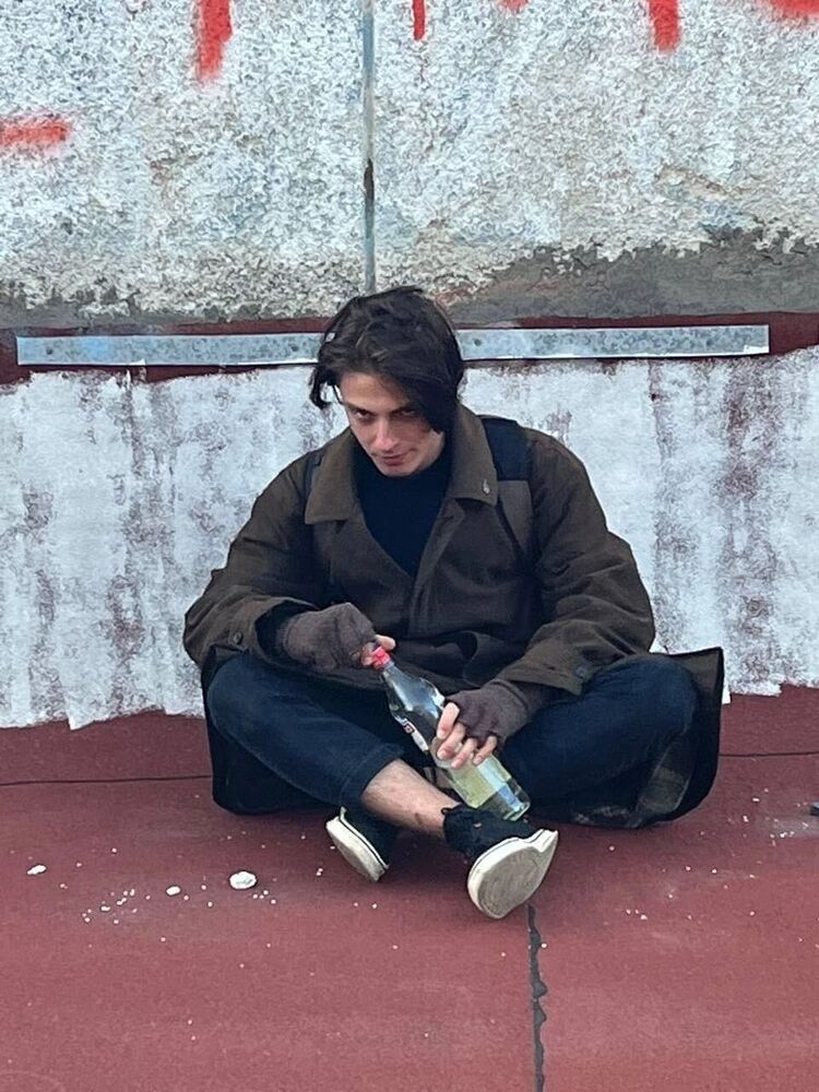  -,   , 22 ,   ,   