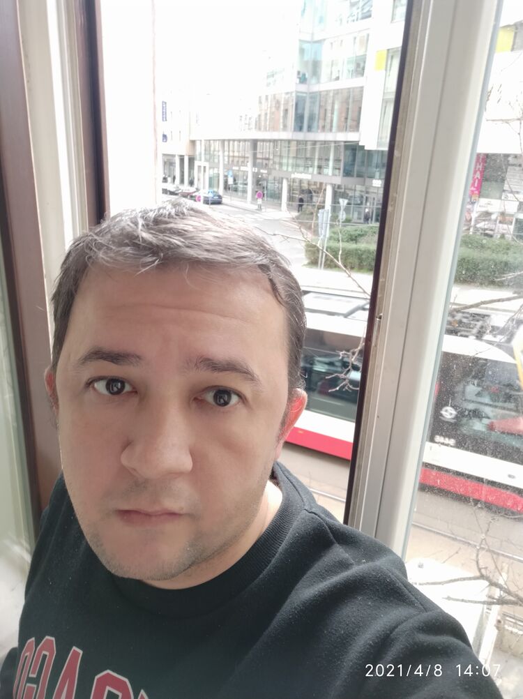  Praha,   , 40 ,   ,   