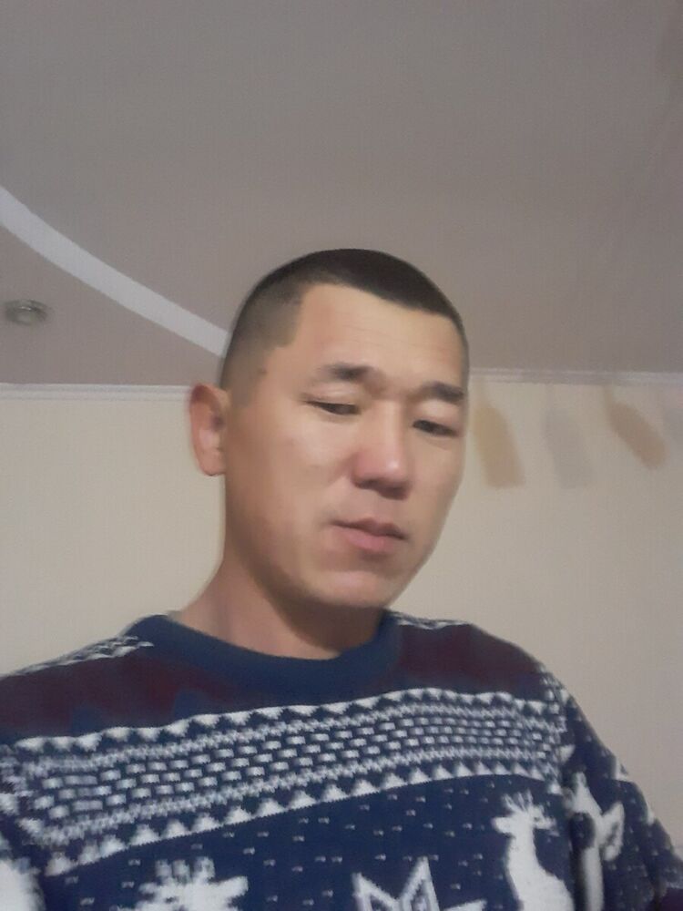  21428348  Bakhtiar, 38 ,    