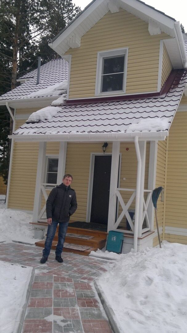  8352978  , 32 ,    -