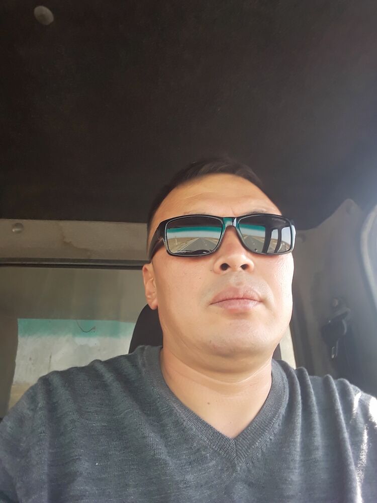  23023288  , 40 ,    
