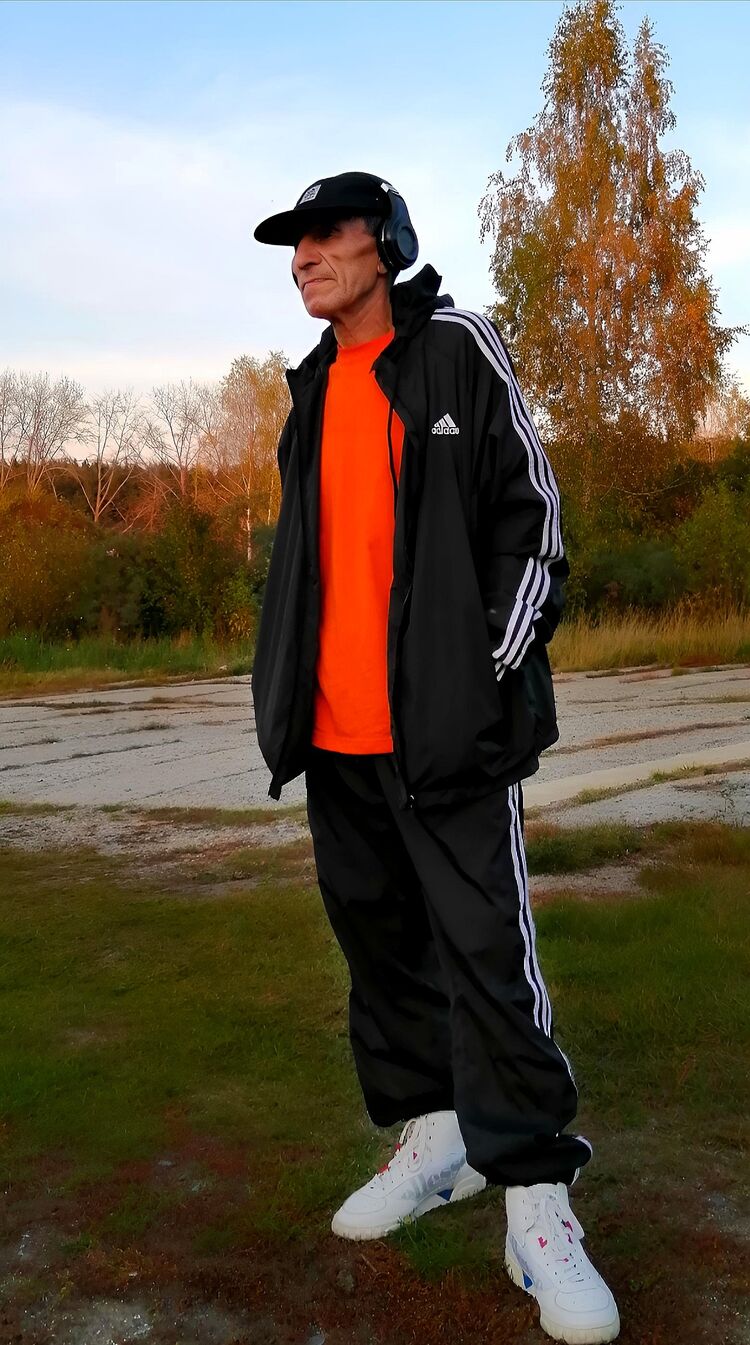  ,   Vjacheclav, 57 ,  