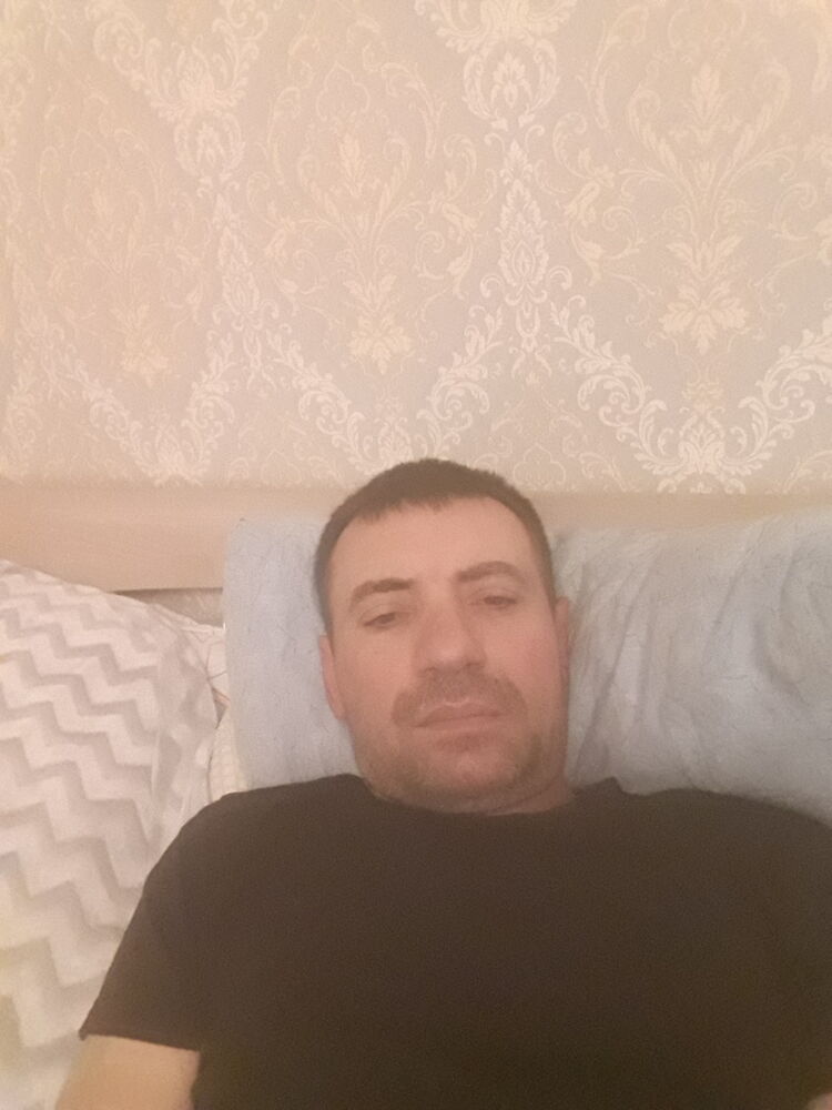  40233948  , 46 ,    