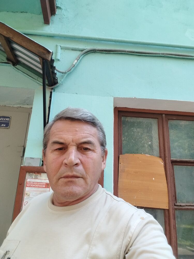  35770278  , 62 ,     