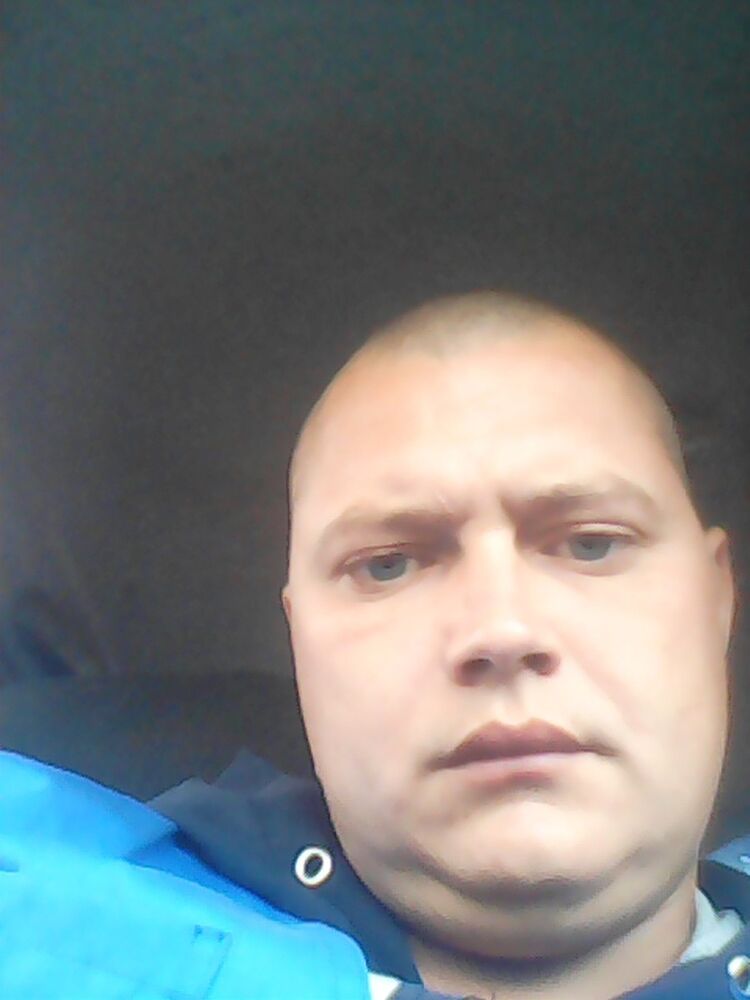  10129298  Anton, 38 ,    