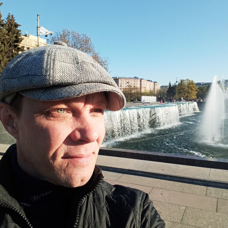  52904578  Oleg, 45 ,    