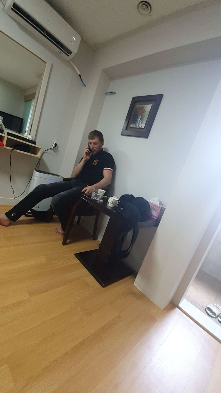  52085648  Gadji, 33 ,    