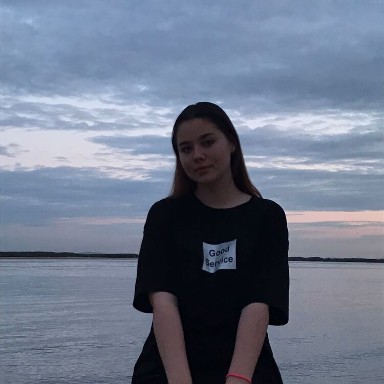  33102398  Nina, 20 ,    --