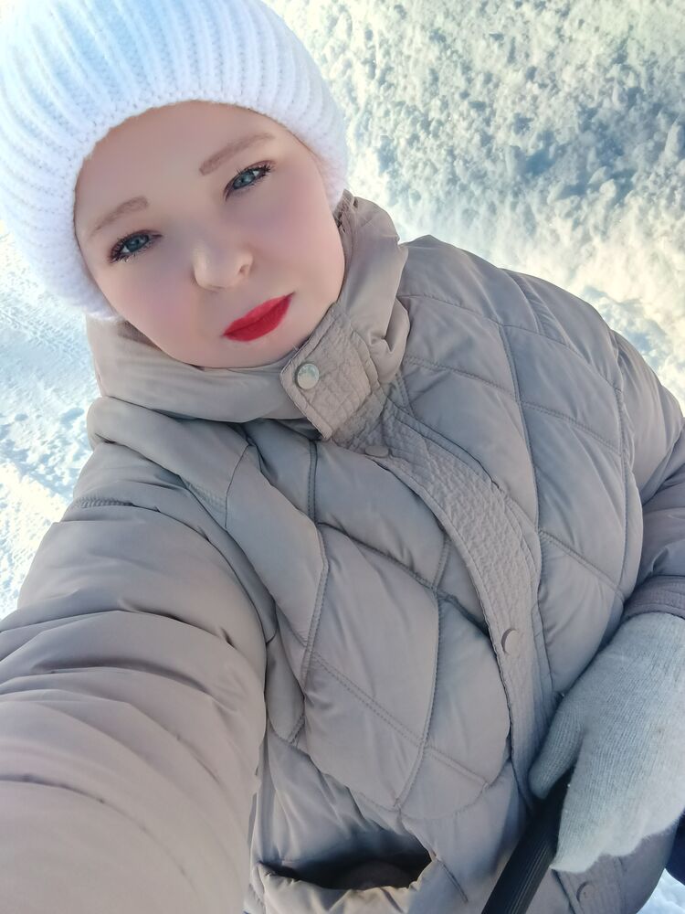  48888408  Olga, 26 ,    
