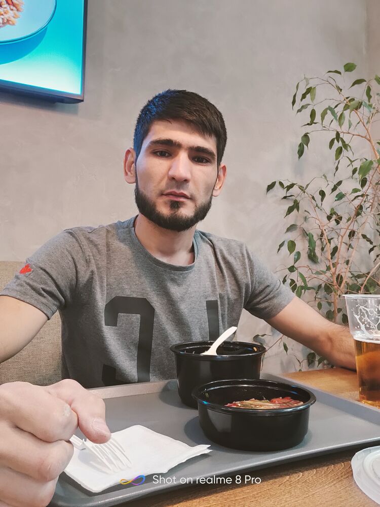  ,   Nuriddin, 31 ,   c 