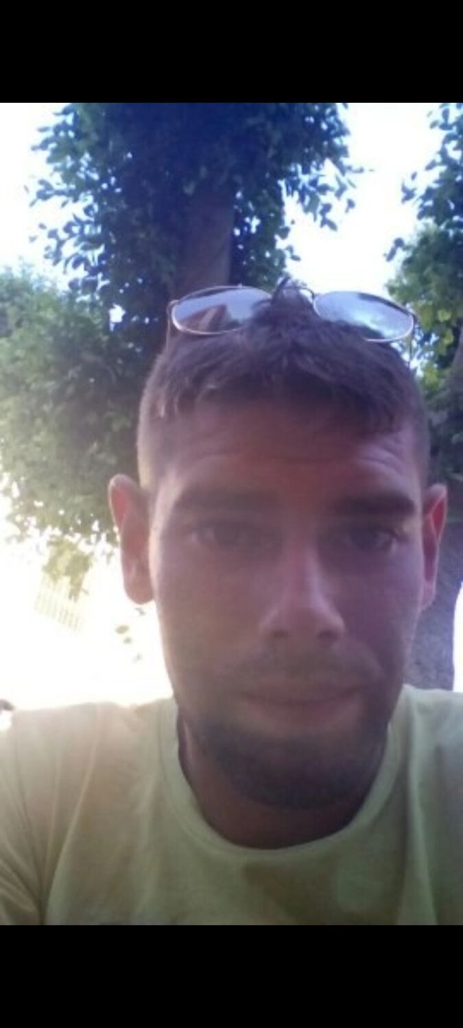  26762348  Volodia, 33 ,    Ischia