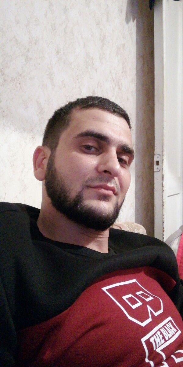  18591178  Arslan, 34 ,    