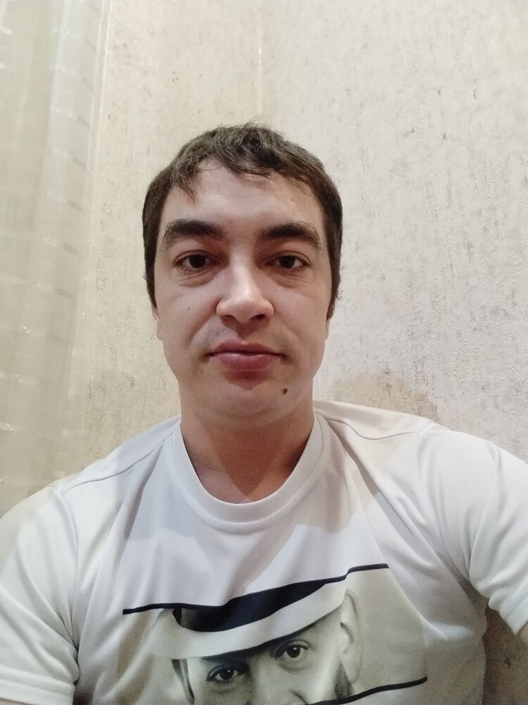  50237718  Artem, 34 ,    