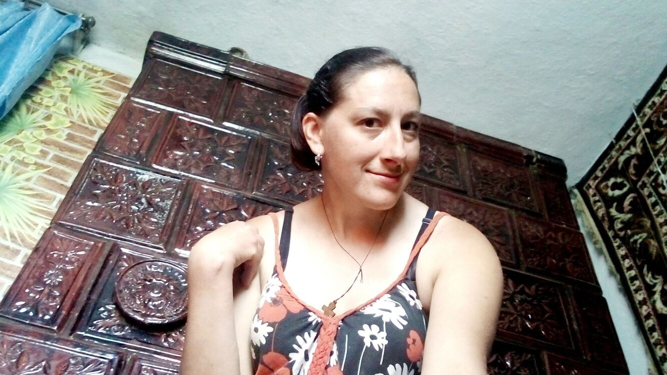  43837608  , 33 ,    