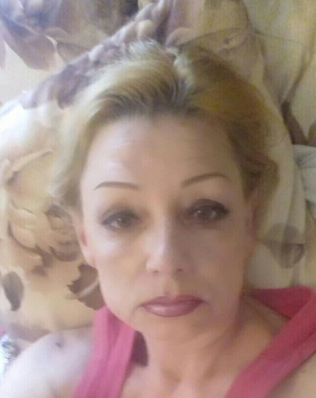  10250978  Mila, 60 ,    