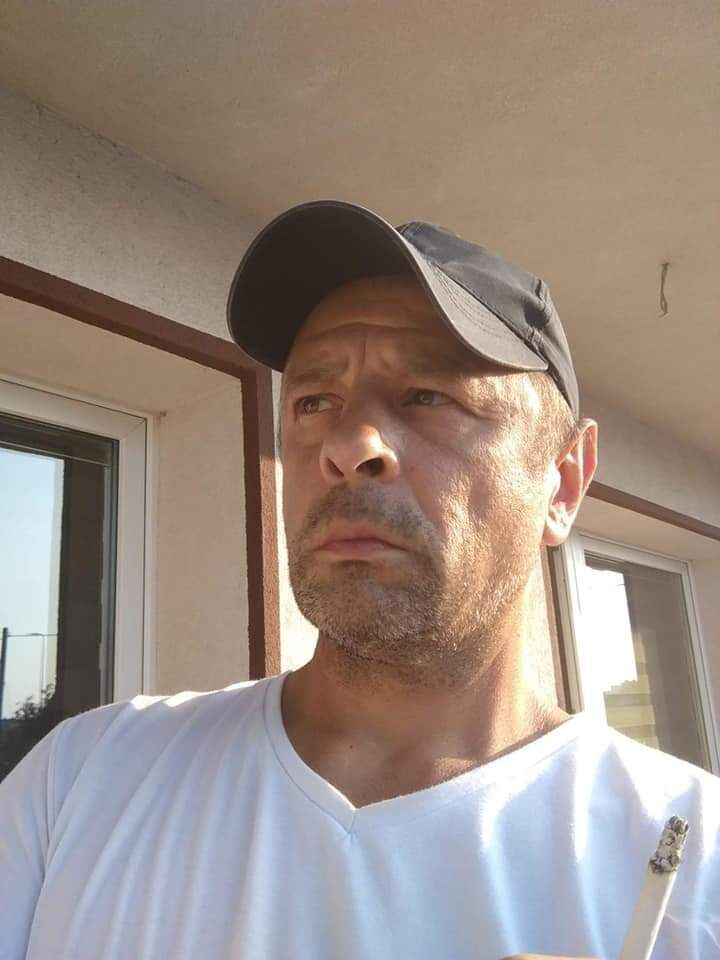  28810028  , 52 ,    
