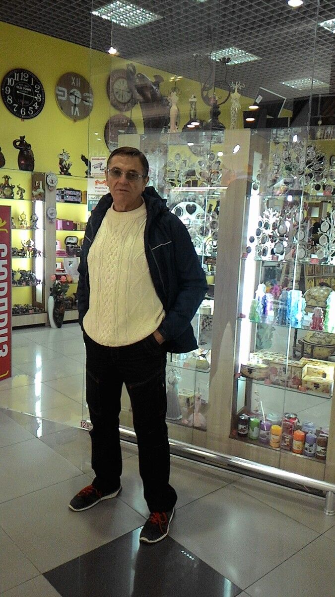  6591848  Leonid, 60 ,    