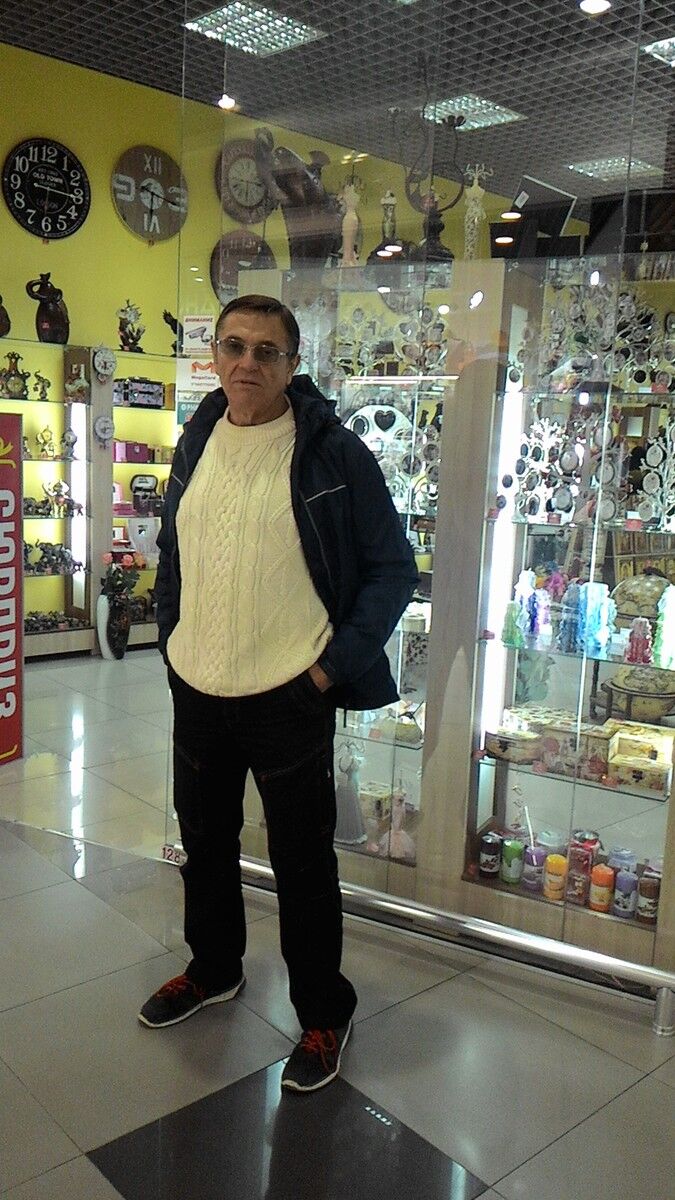  ,   Leonid, 58 ,   ,   , c 