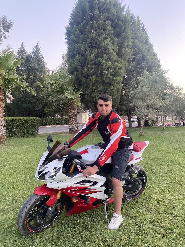  ,   Emre, 25 ,   ,   