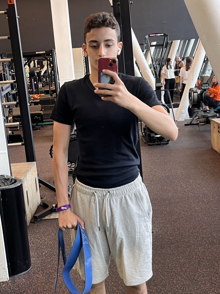 ���� 52353898 ����� ������, 19 ���, ���� ���������� � ������