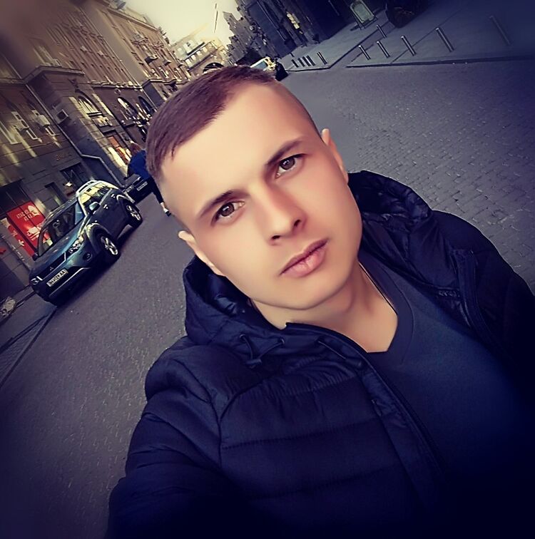 ,   Andrei, 41 ,   ,   , c 
