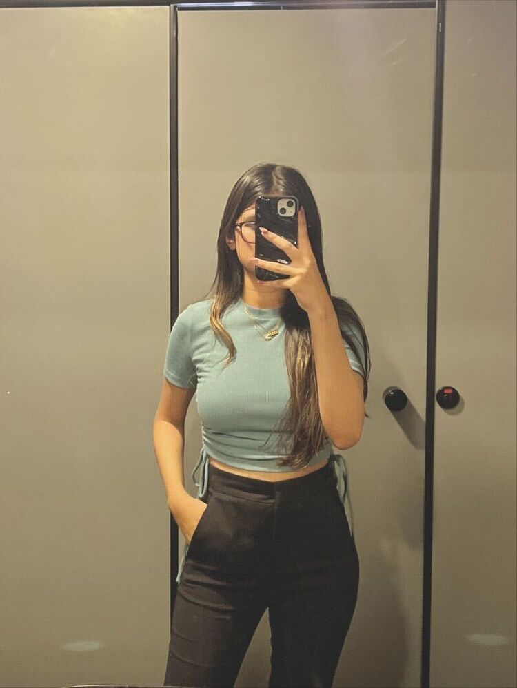 ���� 56318068 ������� Dhanudi, 20 ���, ���� ���������� � ������