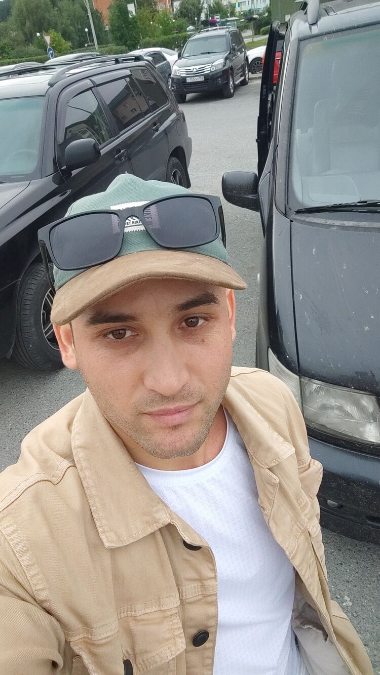  37127908  , 33 ,    